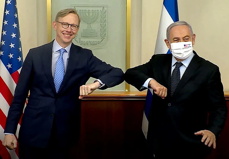 ראש הממשלה בנימין נתניהו בפתח פגישתו עם בריאן הוק