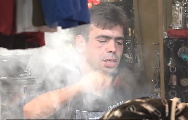 רפי כהן בשוק הכרמל