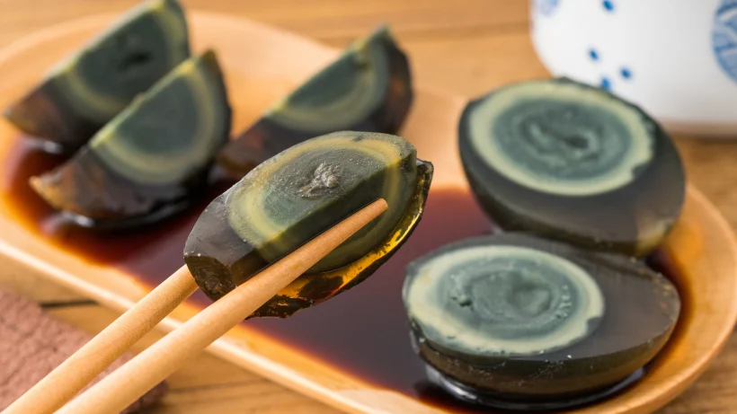 ביצה בת 100 שנה