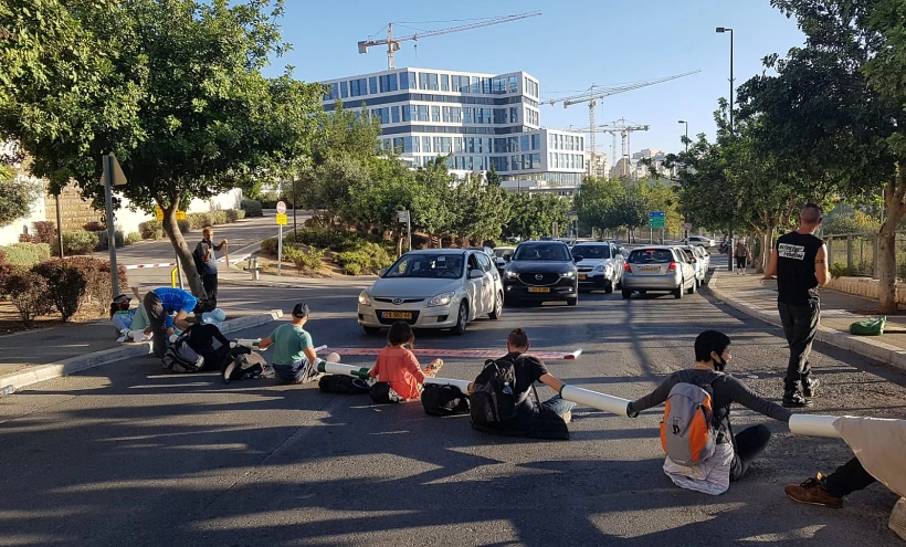 מחאת פעילי ''המרד בהכחדה'' בכנסת