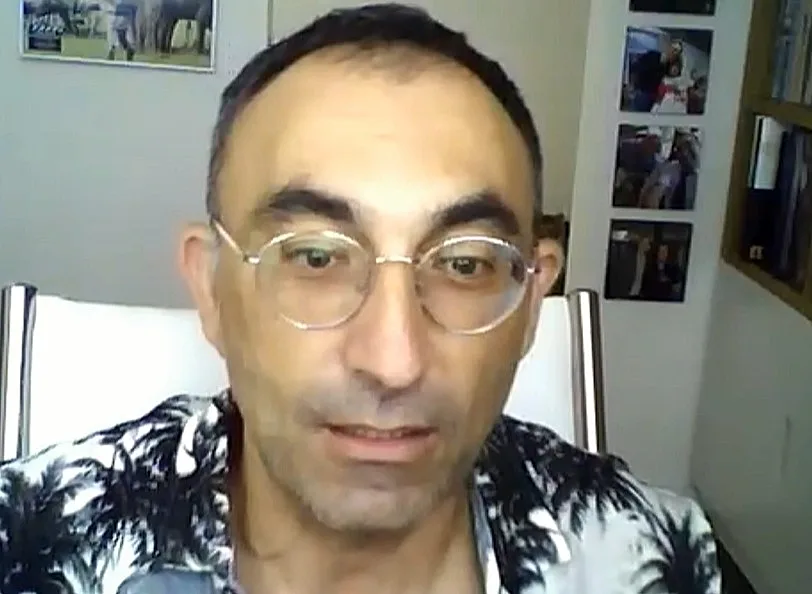 הקומיקאי ישראל קטורזה