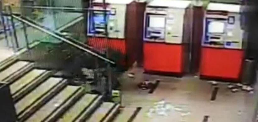 שוד לעיני המצלמות בתל אביב