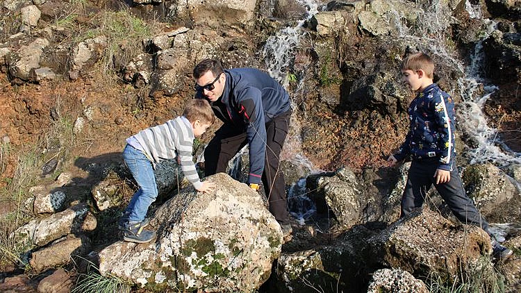 אלעד זוהר והילדים