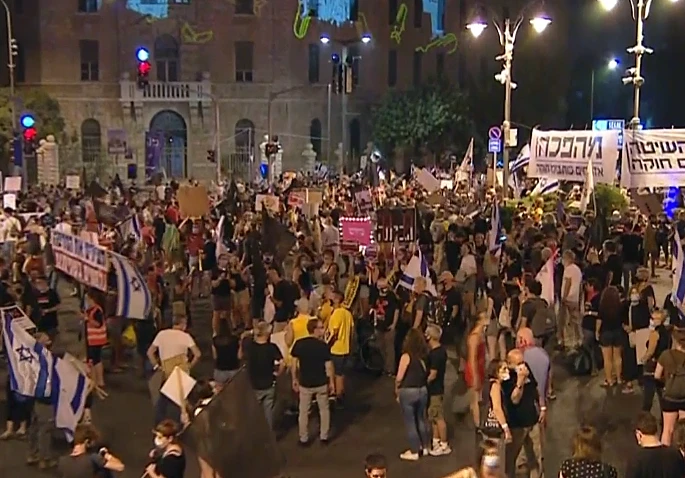 מחאה נגד נתניהו בבלפור