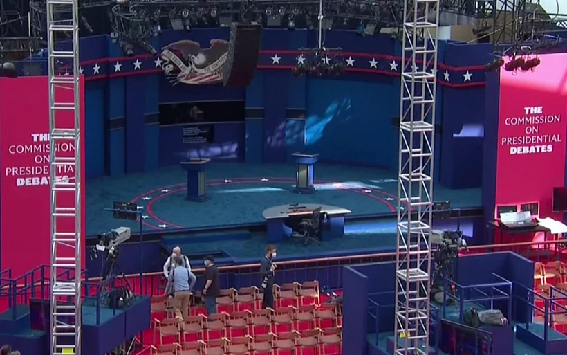 במת העימות בין טראמפ לביידן בקליבלנד