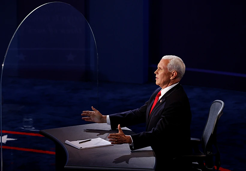 מייק פנס, סגן נשיא ארה''ב, בעימות עם קמלה האריס