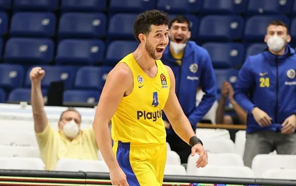 אנג'לו קלויארו