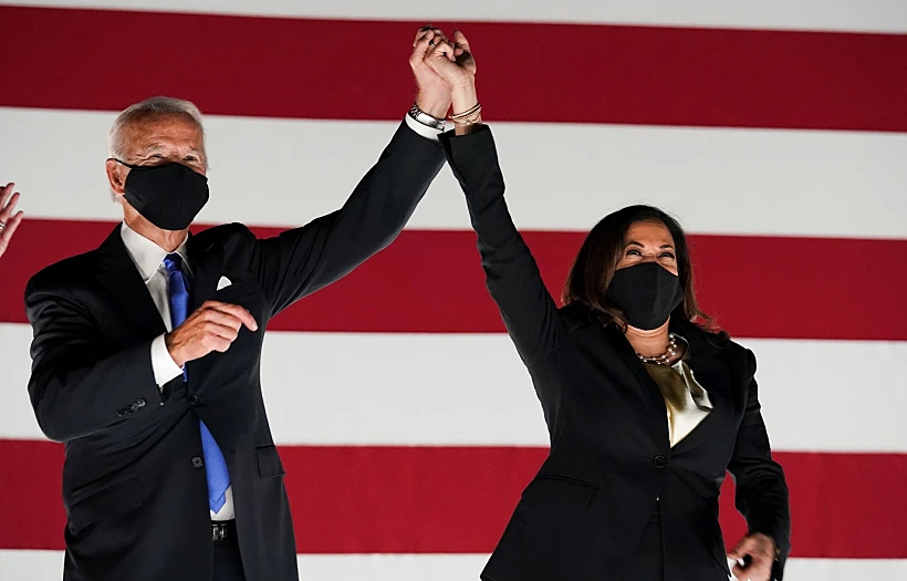 ג'ו ביידן וקמלה האריס בעצרת בחירות