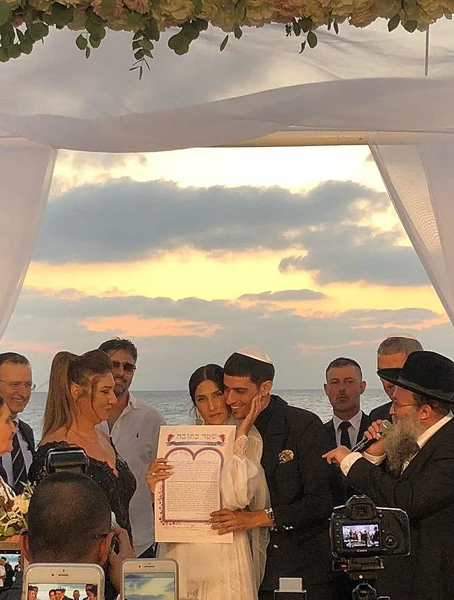 טקס החופה של קותי סבג ומגי אזרזר