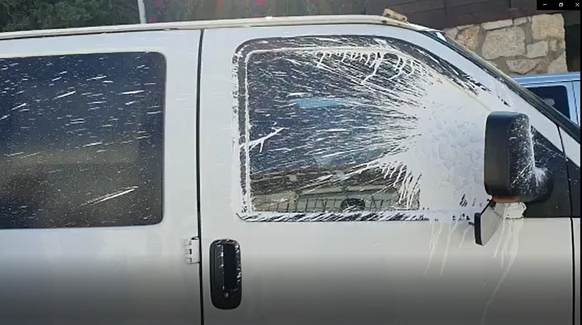 רכב שבו נסעו ח''כים מהליכוד הותקף בצפון השומרון