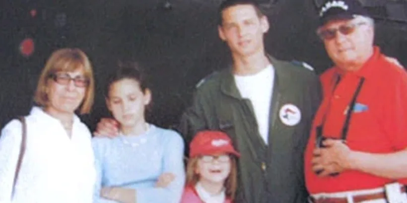 משפחת פרקש. שני מימין: הבן תום, שנפל במלחמת לבנון השנייה