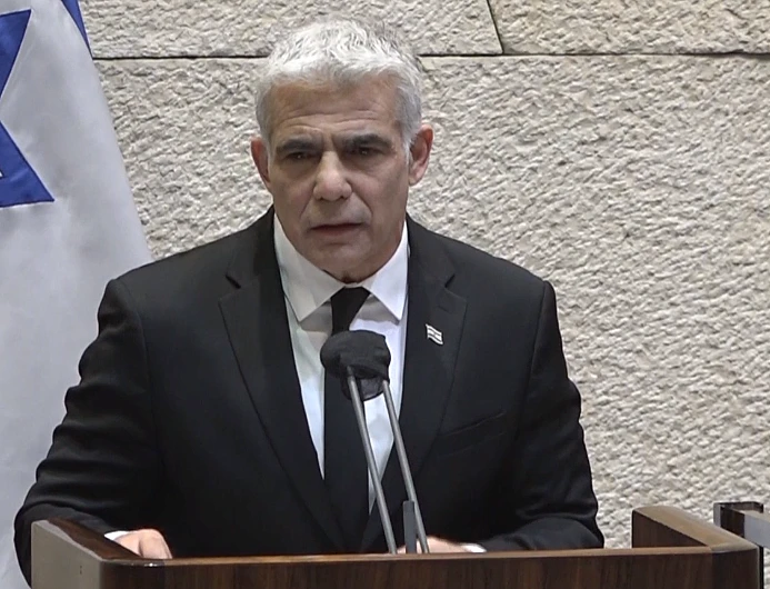 יו''ר האופוזיצה יאיר לפיד במהלך נאומו