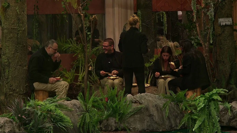 ארוחת ערב בבית האח הגדול