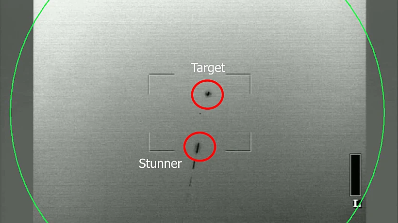 תיעוד טיל מיירט בדרכו לפגוע במטרה
