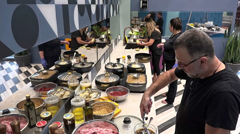 רמי, שולה וימית מבשלים