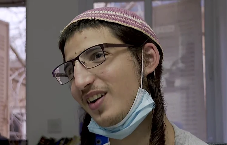 הנער נועם בנימין שתועד כשהוא מותקף בידי שוטר