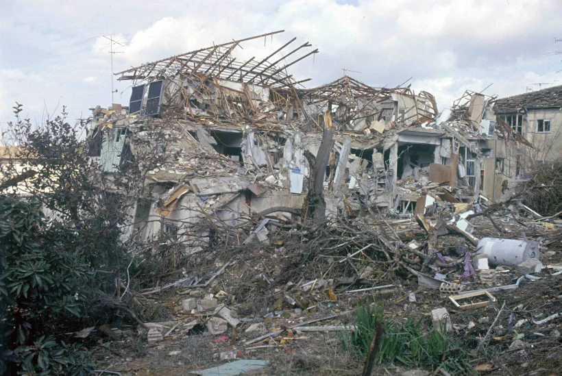 הרס שנגרם לבית שנפגע מסקאד