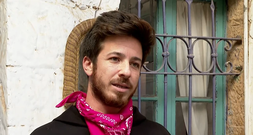 זיו ברטפלד, מפגין בבלפור נגד ראש הממשלה שמכשיר הטלפון שלו נלקח ממנו על ידי המשטרה