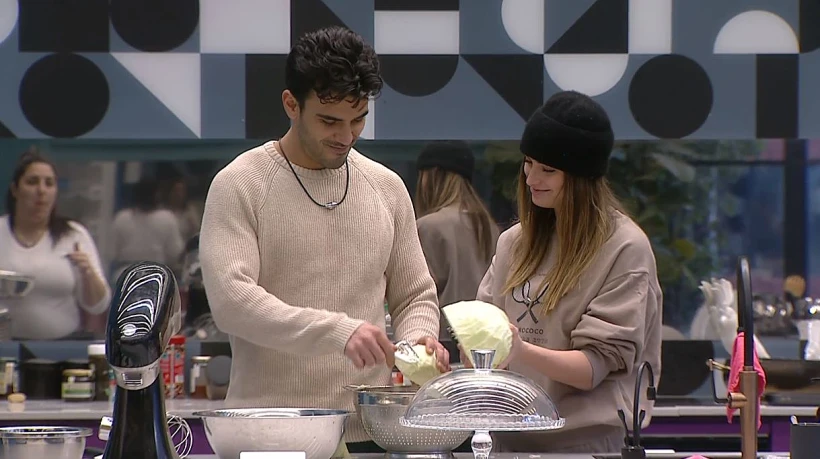 תום וגל במטבח