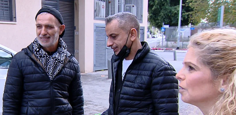 משמאל: ציון שושני, אביו של דין. מימן: איציק ובתי הררי, הוריה של סתיו