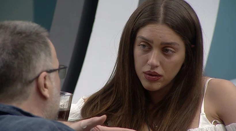 לינור עצובה