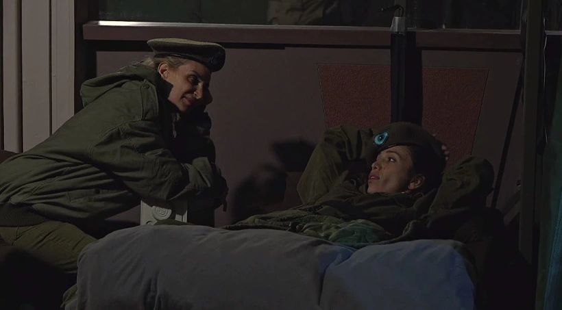 דלית ונועה באוהל