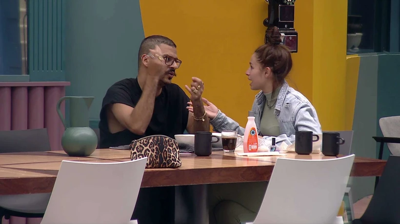 דרור ואלמוג