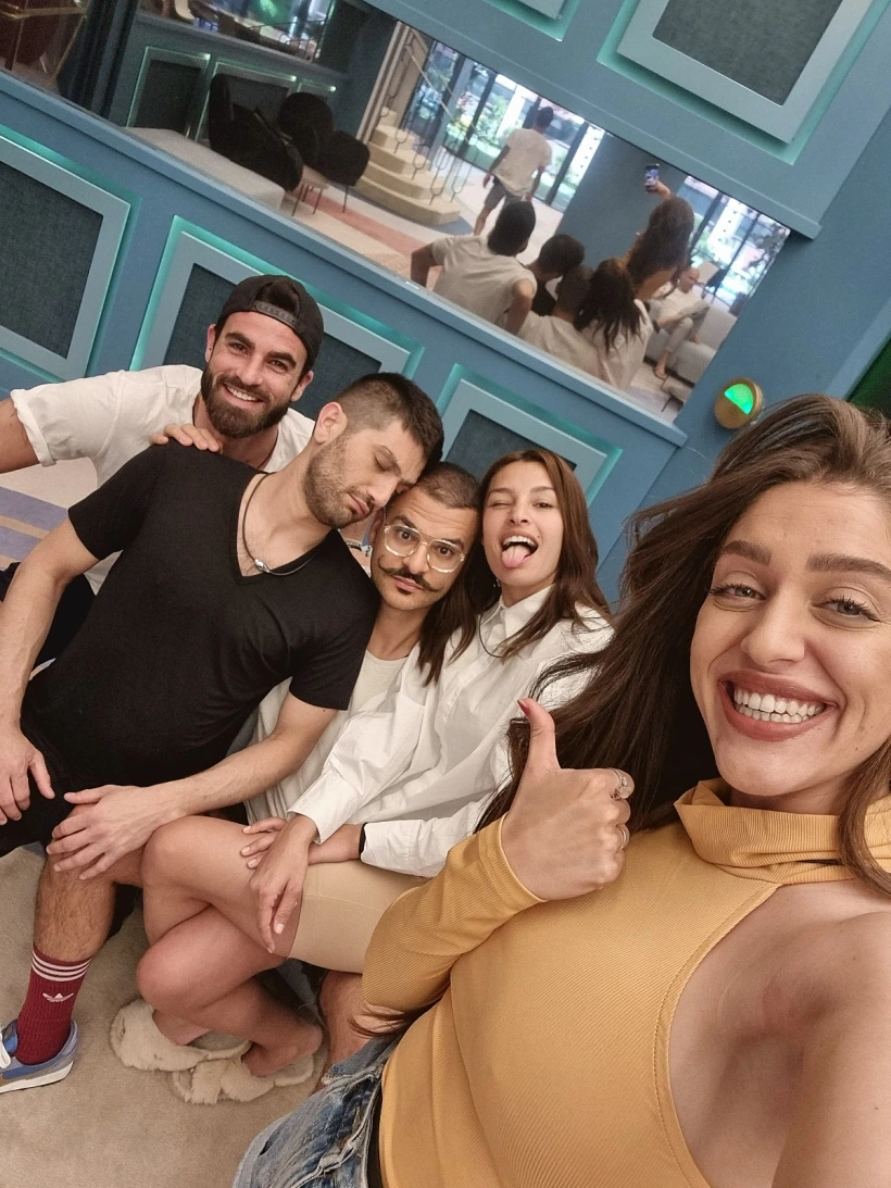 מאחורי הקלעים של משימת הקליפ