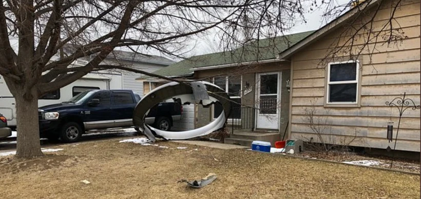 מעטפת החיצונית של המנוע שנחתה בפרבר בדנבר