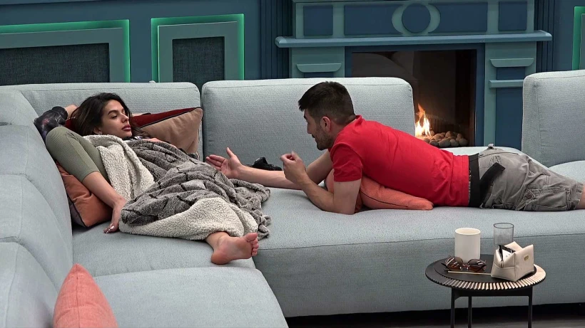 יהודה וקארין בשיחה