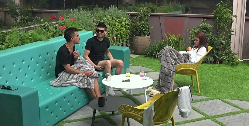 אורן מזהיר את יהודה