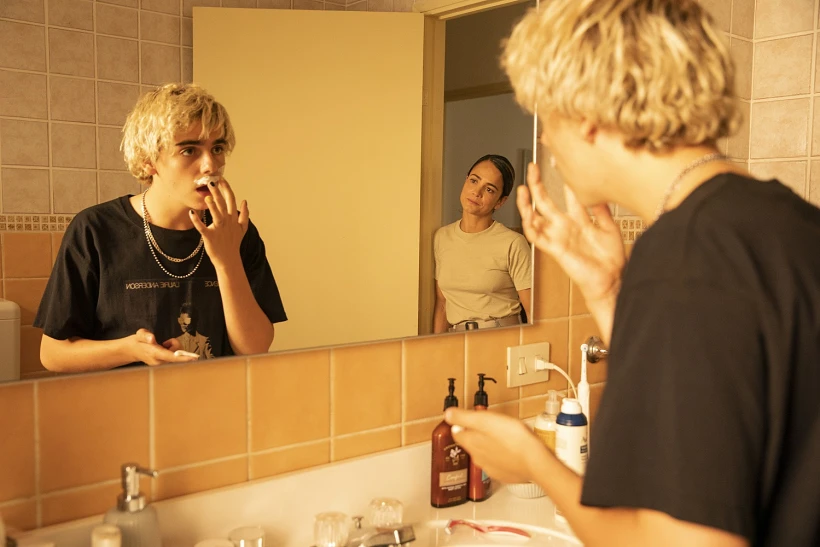 אנחנו מי שאנחנו