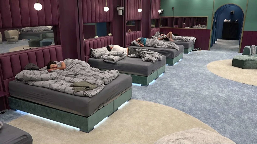 הדיירים ישנים