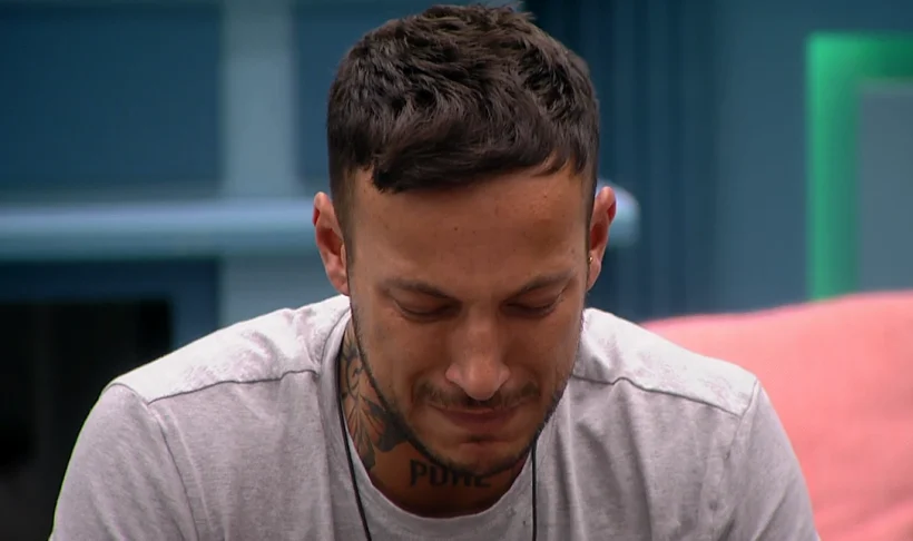 גוזי מקבל מסר מאמא שלו