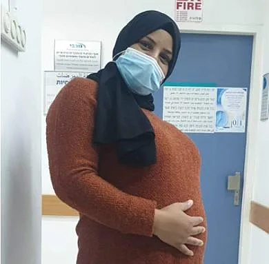 אמנה קהוויג'י, יולדת שמתה מקורונה