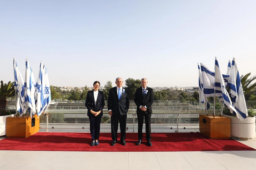 ראש הממשלה בנימין נתניהו עם נשיאת העליון אסתר חיות ויו''ר הכנסת יריב לוין