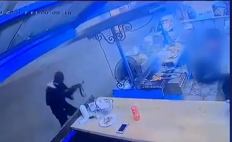 הירי בשיפודייה בדיר אל אסד