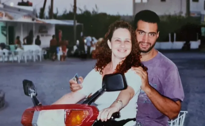 חלל צה''ל רב סרן עמרי (צ'יטה) צ'יטיאט ז''ל, ואלמנתו בשמת