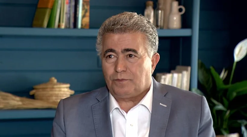 עמיר פרץ, יו''ר מפלגת העבודה לשעבר ושר הביטחון. תושב העיר שדרות