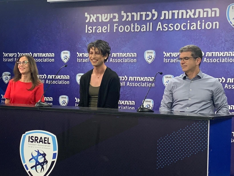 שופטת הכדורגל, טרנסגנדרית, רונית תירוש, יריב טפר