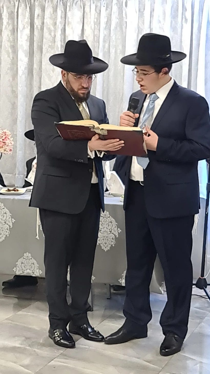 ידידיה חיות, שנהרג באסון במירון, ואביו אביגדור, שנפצע באירוע