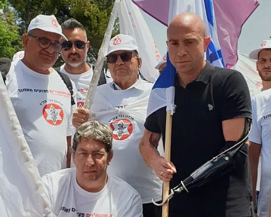 זיו שילון ומחאת נכי צה''ל