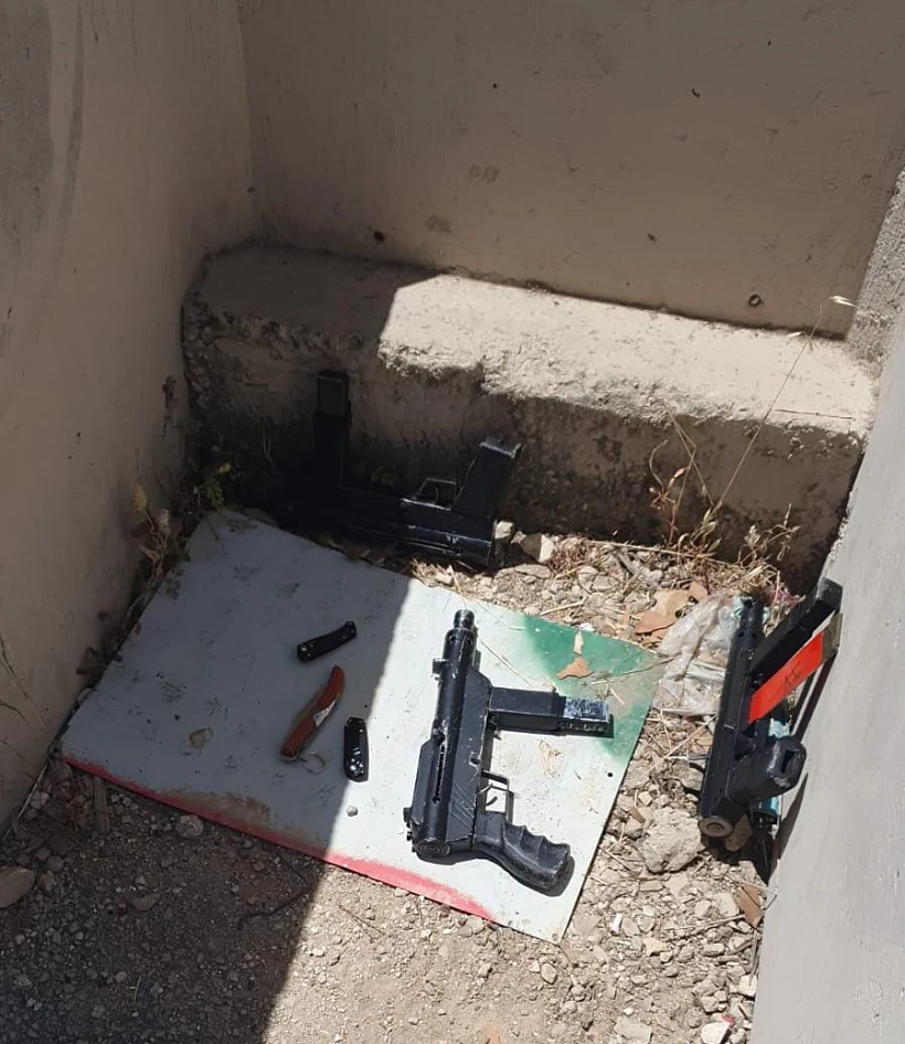 ניסיון פיגוע, נשק, אקדח, מחבלים, מג''ב