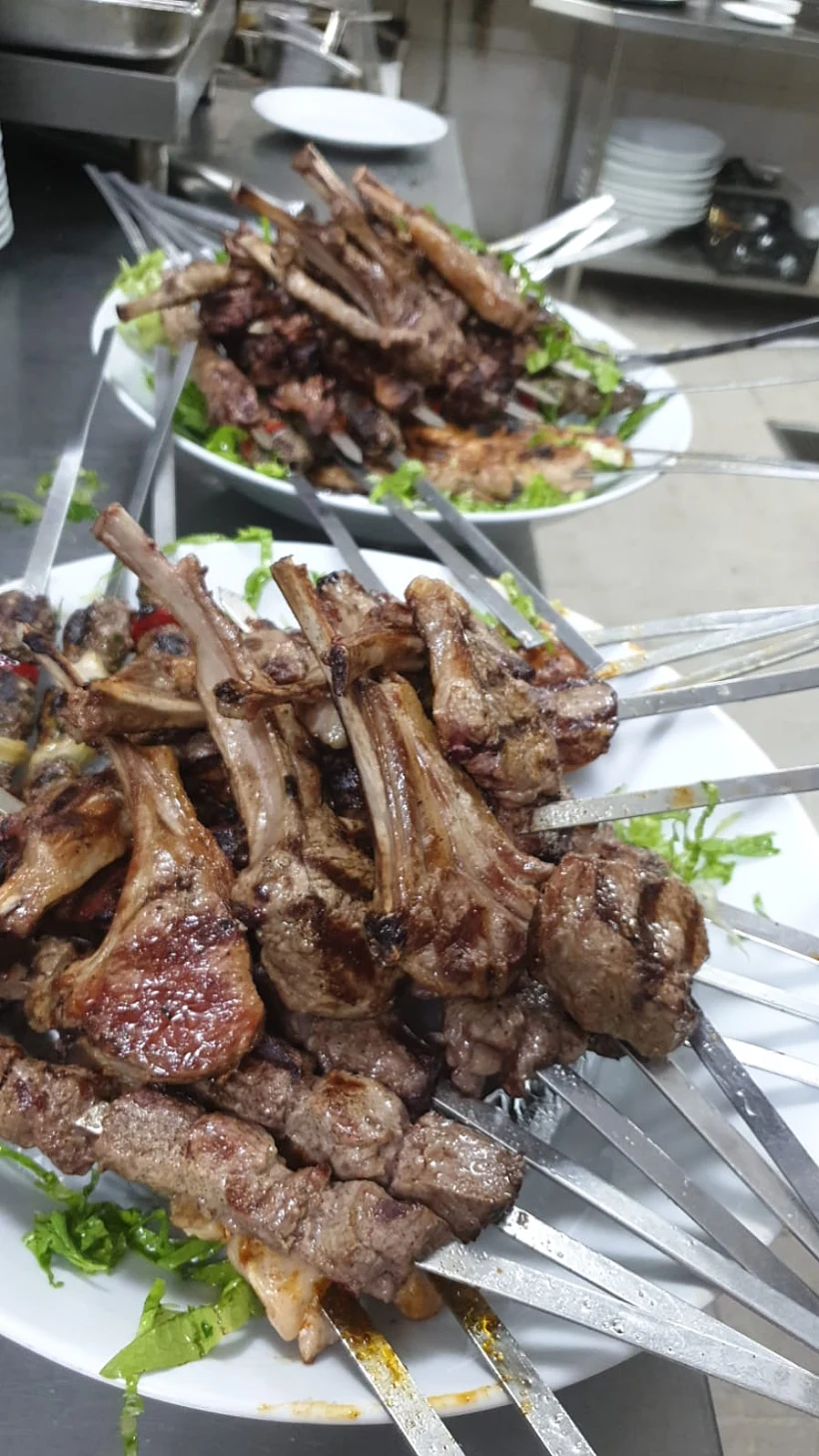 מסעדת נעורה