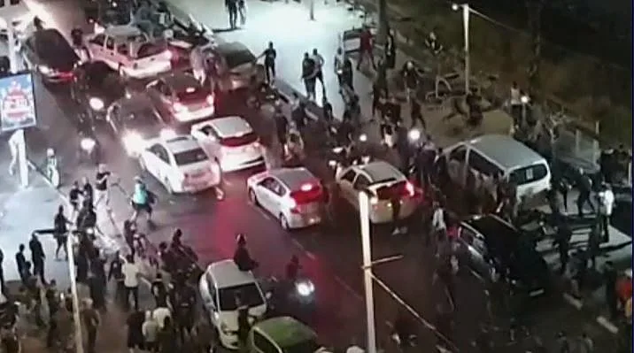 בת ים, מתפרעים