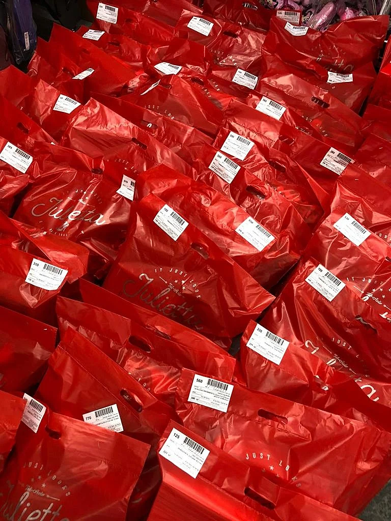 חבילות שנשלחו דרך באלי אונליין ללקוחות מרוצים