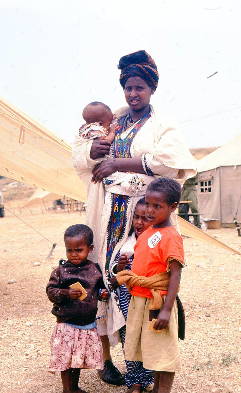 מבצע שלמה, אם וילדים