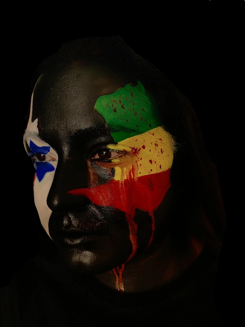 איפור לאות הזהות של לינוי יצחק