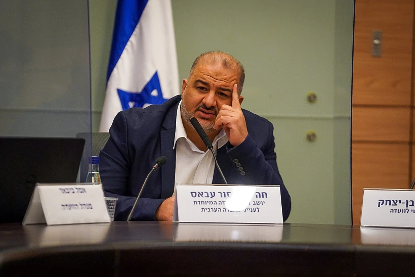 מנסור עבאס