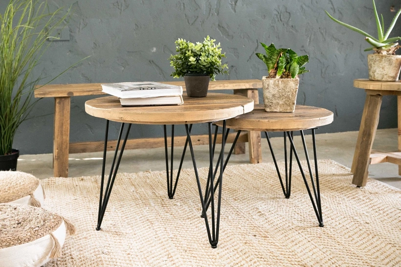 שולחן עץ עבודת יד כפרי by אורי